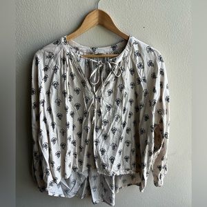 a new day beige/cream and black floral long sleeve top